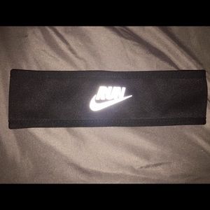 Therma-fit Nike headband